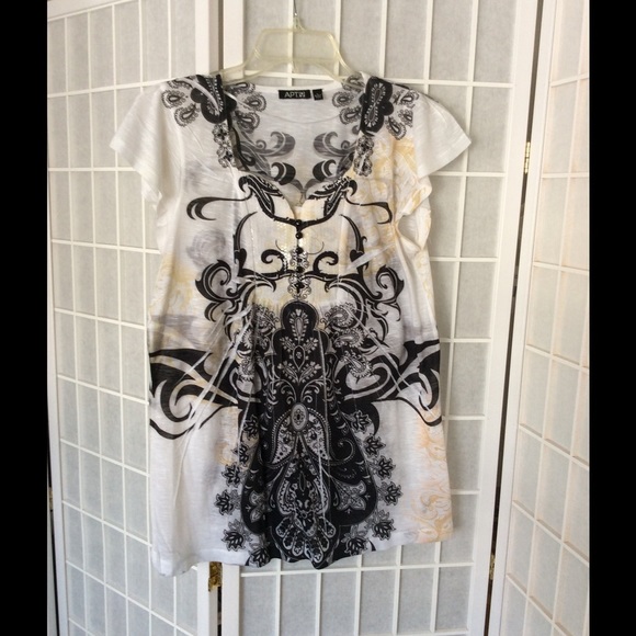 Apt. 9 Tops - APT. 9 blouse